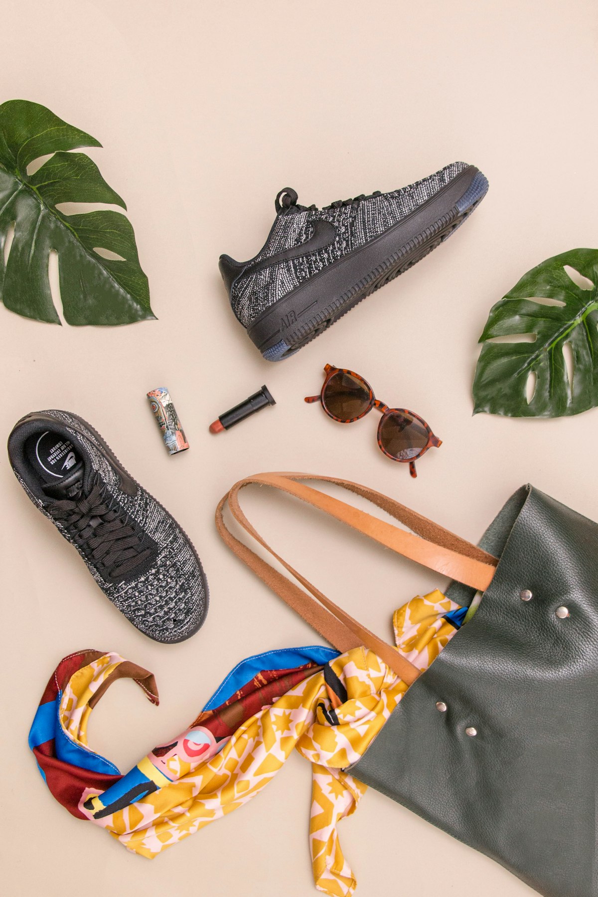Eyewear accessories