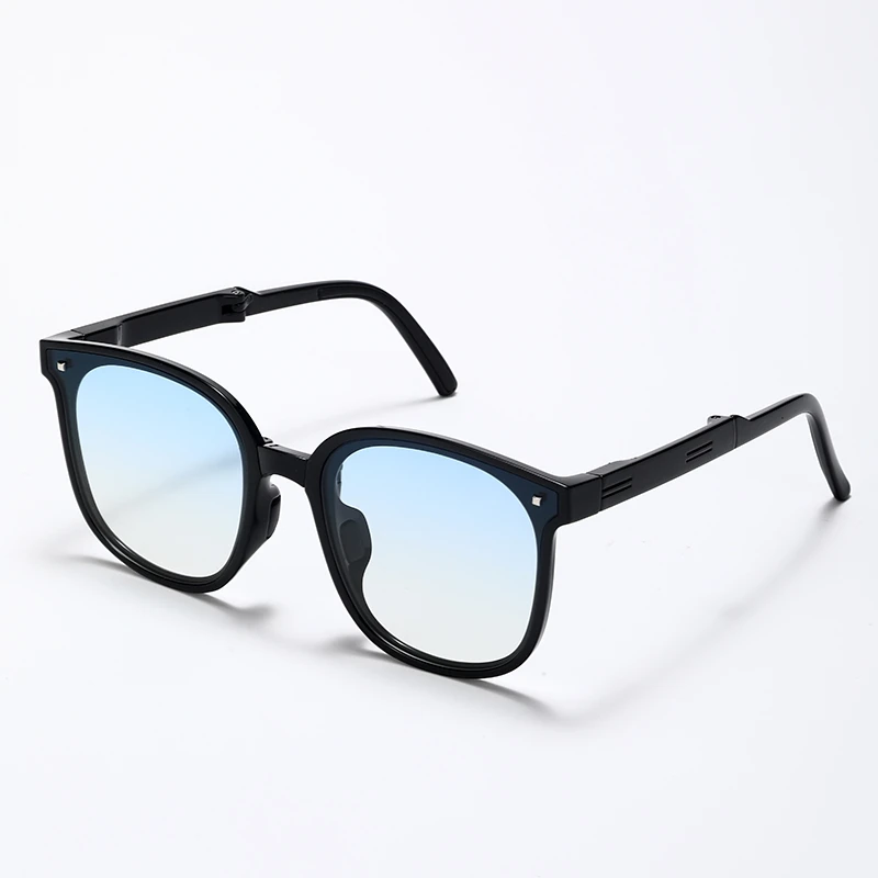 Eyewear quality inspection detail